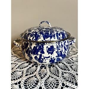 Golden Rabbit Blue & White Cobalt Swirl Enamelware Dutch Oven 2.5 Quart